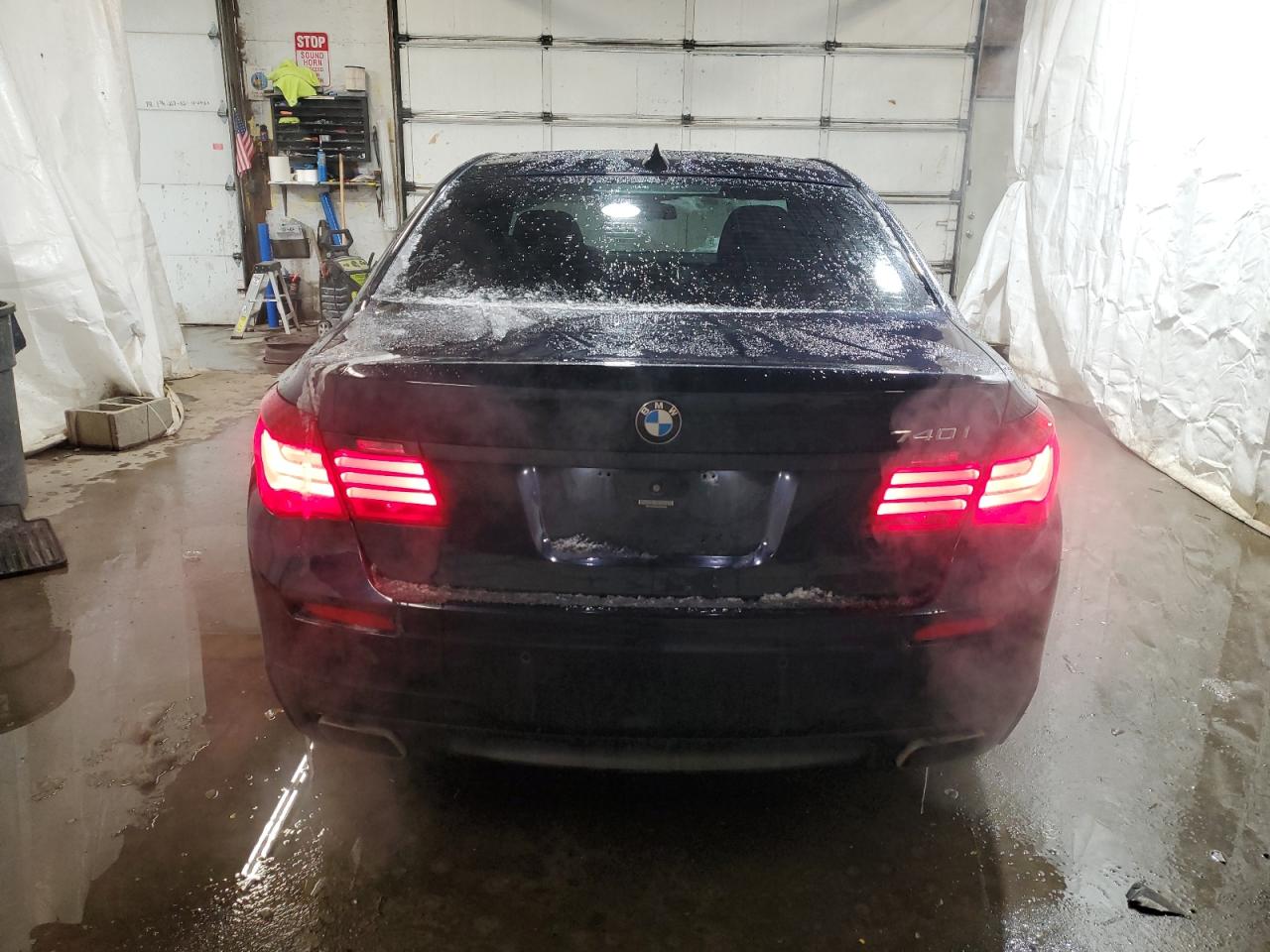 2013 BMW 7er VIN WBAYA6C5XDC995236 Copart auction photo, all over damage thumbnail 6