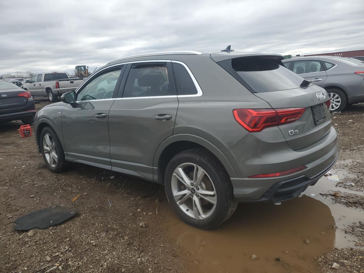 2021 Audi Q3 VIN WA1EECF36M1043696 Copart auction photo, front end / mechanical damage thumbnail 2