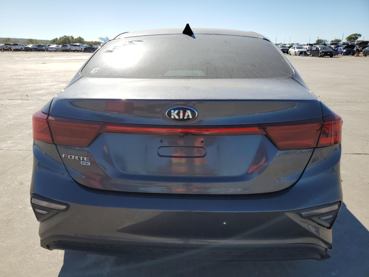 2021 KIA Forte VIN 3KPF24AD8ME276629 Copart auction photo, front end / side damage thumbnail 6