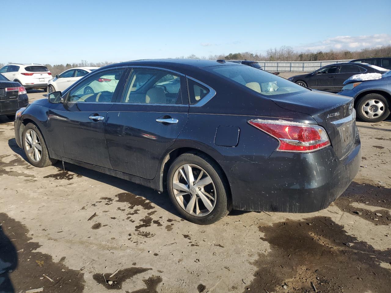 2015 Nissan Altima VIN 1N4AL3AP8FC445978 Copart auction photo, front end / side damage thumbnail 2