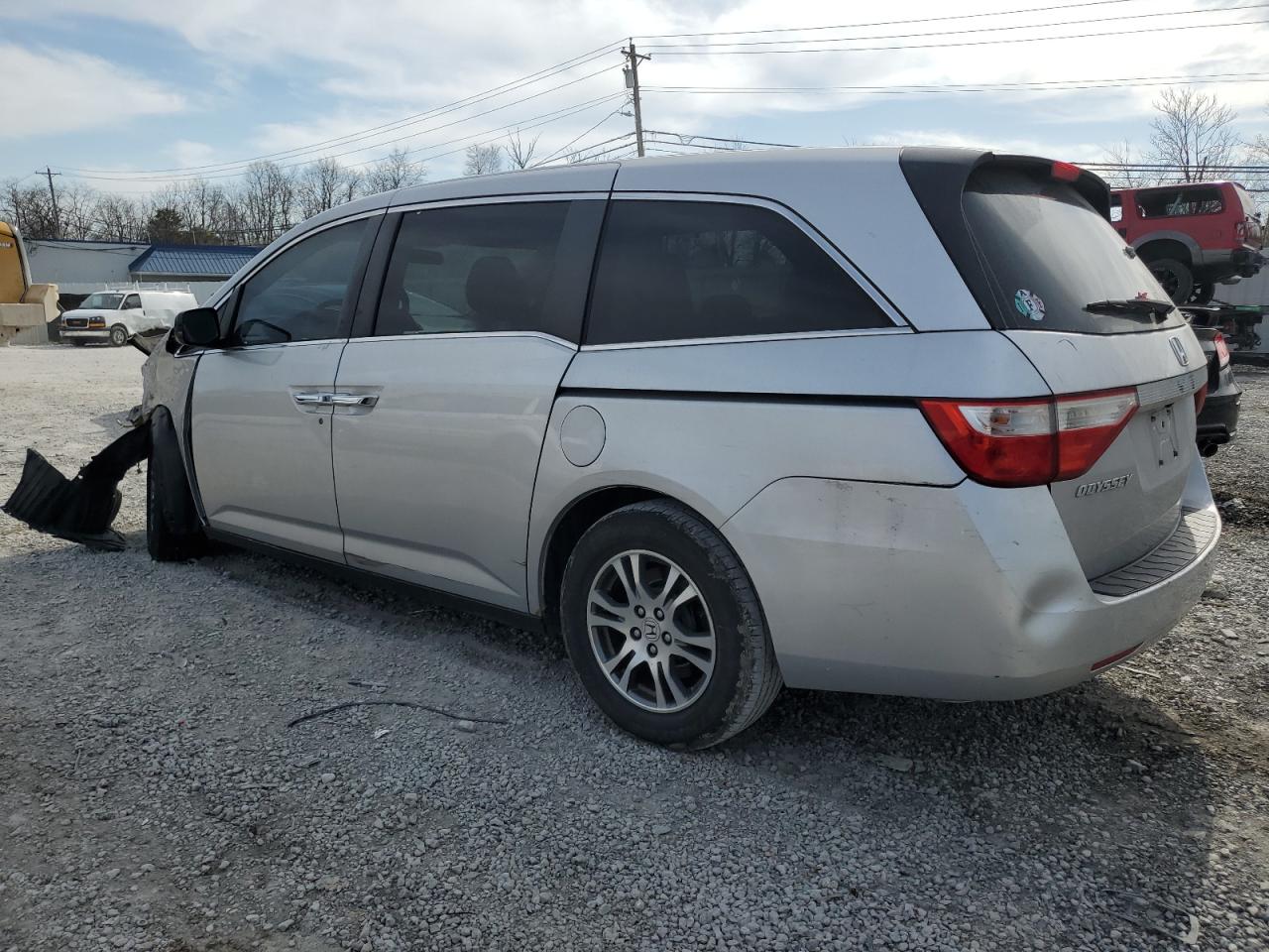 2013 Honda Odyssey VIN 5FNRL5H44DB047963 Copart auction photo, front end damage thumbnail 2