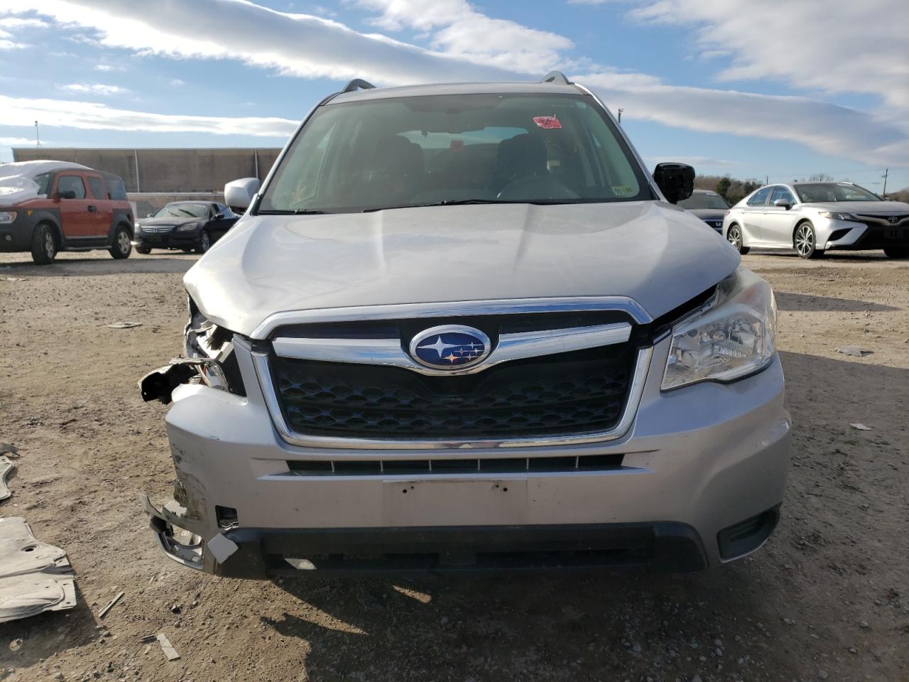 2015 Subaru Forester VIN JF2SJADCXFH508858 Copart auction photo, front end / undercarriage damage thumbnail 5