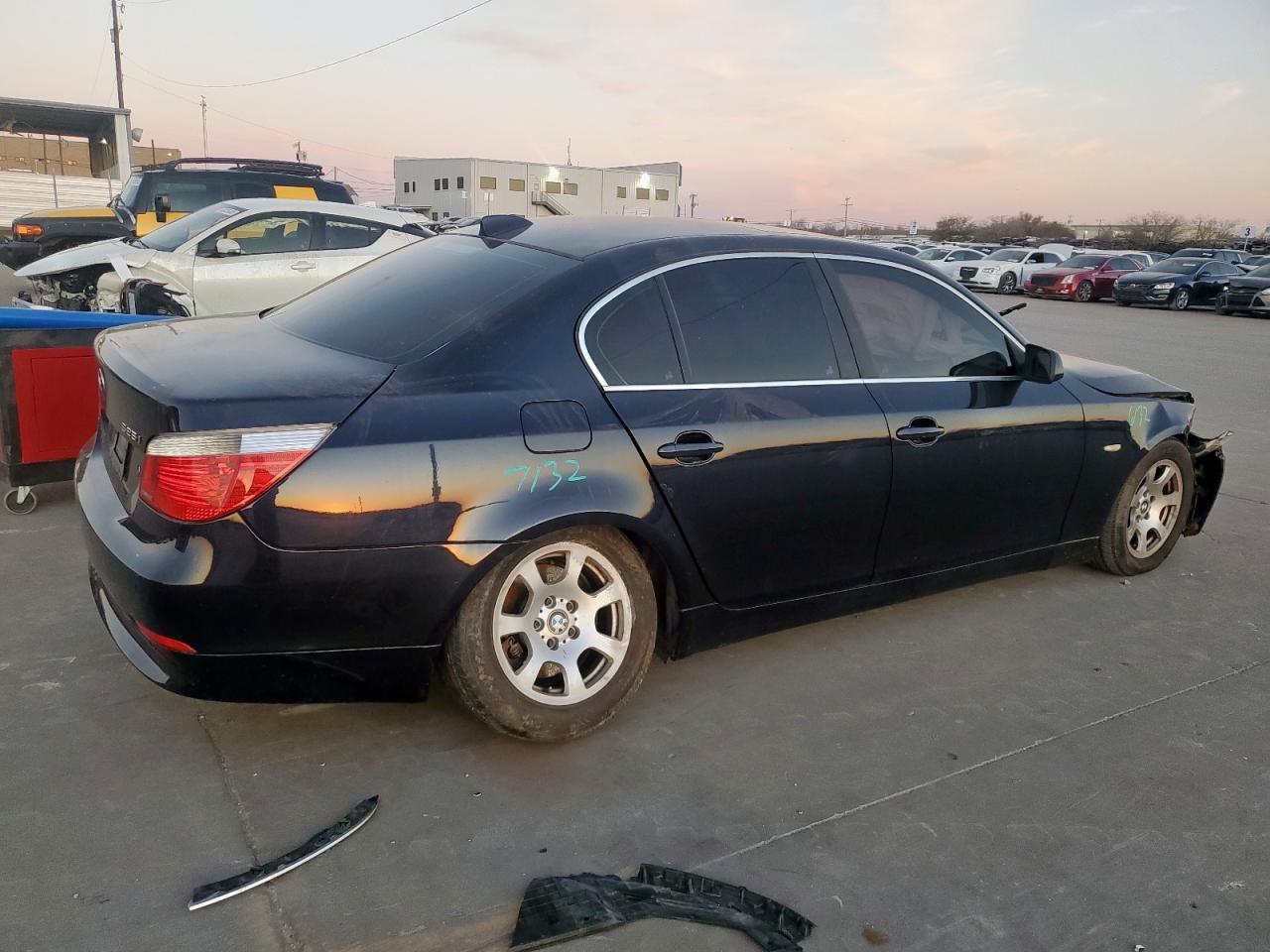 2004 BMW 5er VIN WBANA53534B853653 Copart auction photo, front end / rear end damage thumbnail 3
