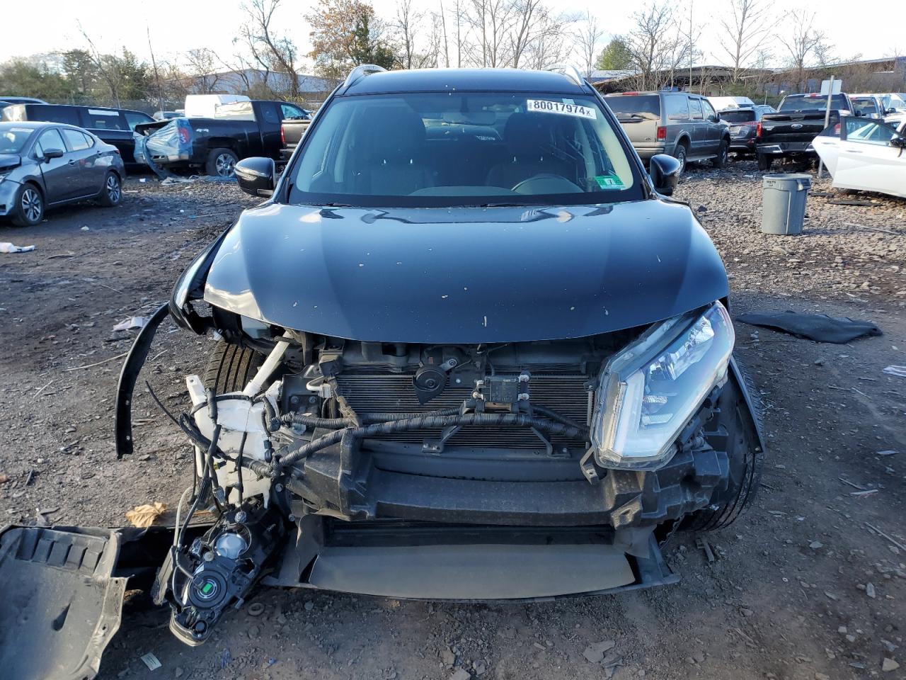 2018 Nissan Rogue VIN JN8AT2MV9JW348797 Copart auction photo, side / front end damage thumbnail 5