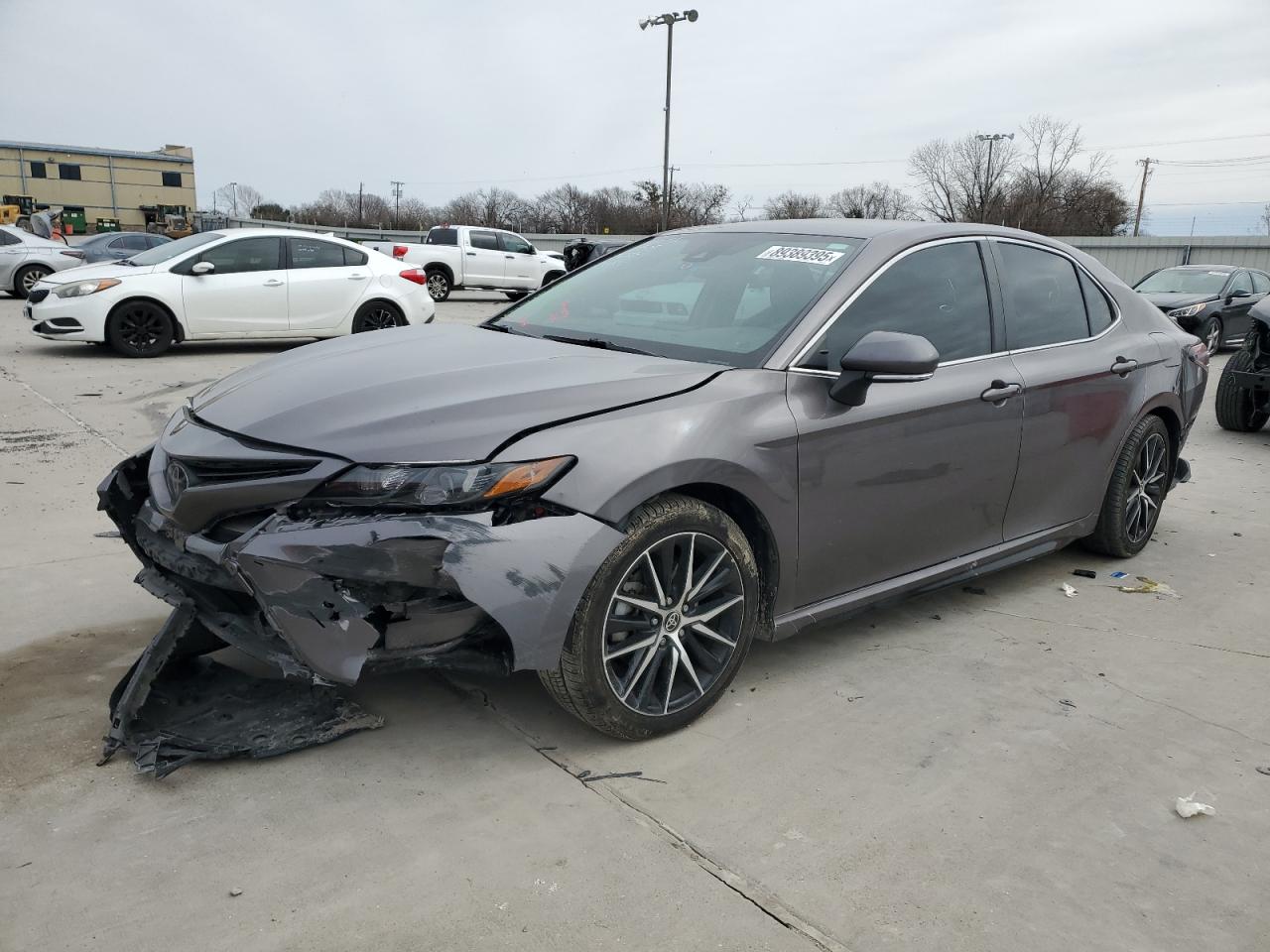 2022 Toyota Camry VIN 4T1G11AK6NU652084