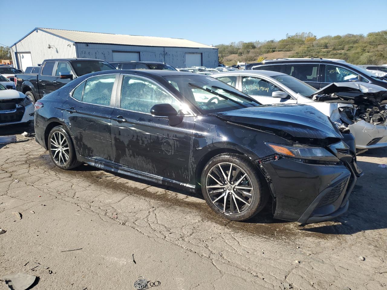 2022 Toyota Camry VIN 4T1T11BK2NU061408 Copart auction photo, front end / rear end damage thumbnail 4