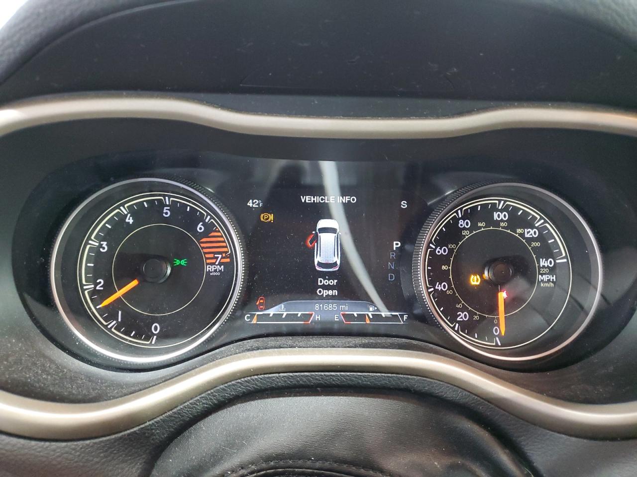 2016 Jeep Grand Cherokee VIN 1C4PJMDB5GW361035 Copart auction photo, front end damage thumbnail 9