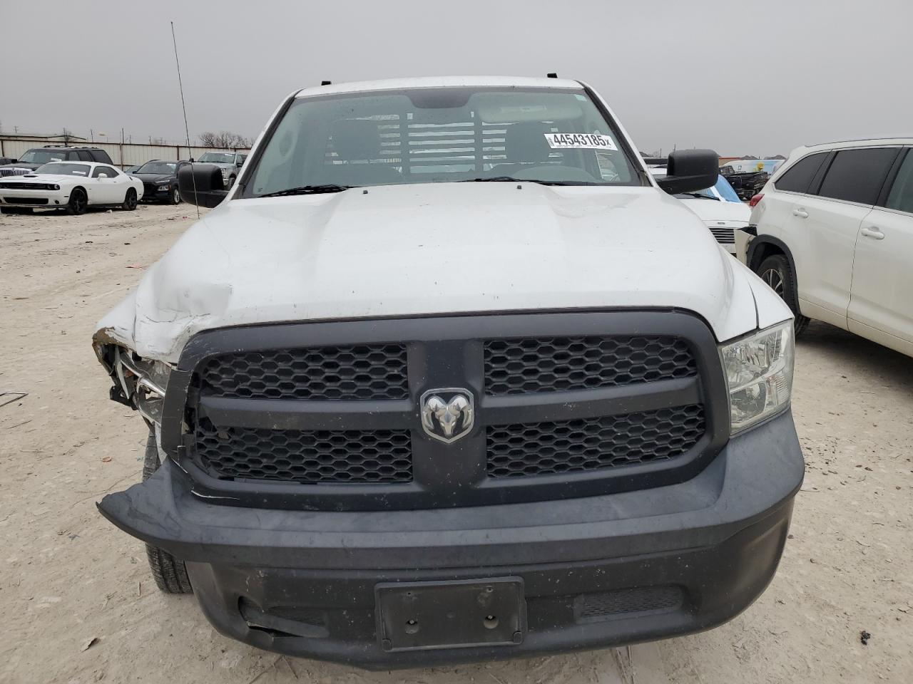 2019 RAM 1500 VIN 3C6JR6DGXKG500886 Copart auction photo, rear end / front end damage thumbnail 5