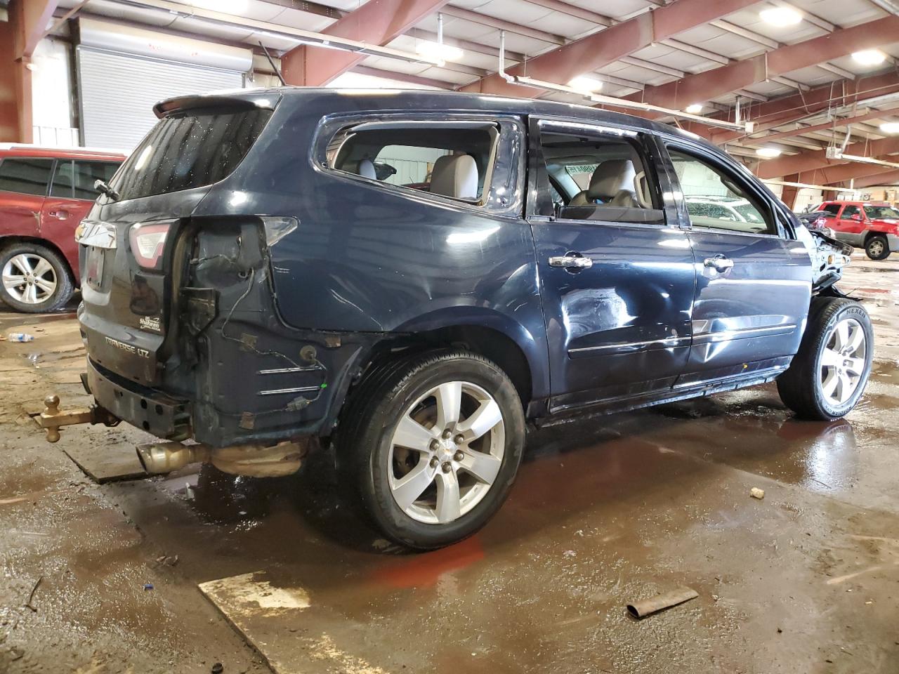 2015 Chevrolet Traverse VIN 1GNKVJKD5FJ320876 Copart auction photo, front end / rear end damage thumbnail 3