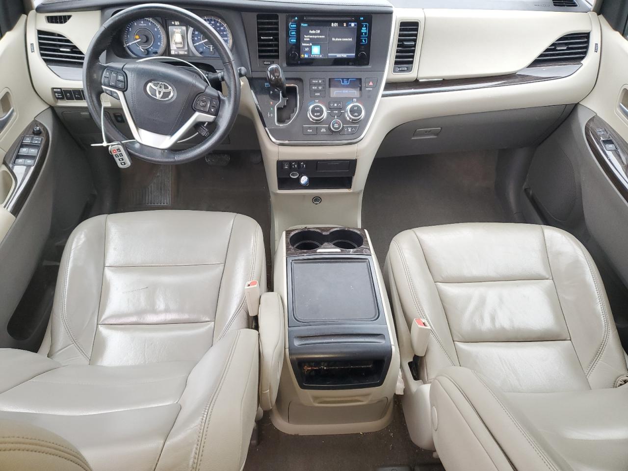 2015 Toyota Sienna VIN 5TDYK3DC5FS582511 Copart auction photo, front end / side damage thumbnail 8