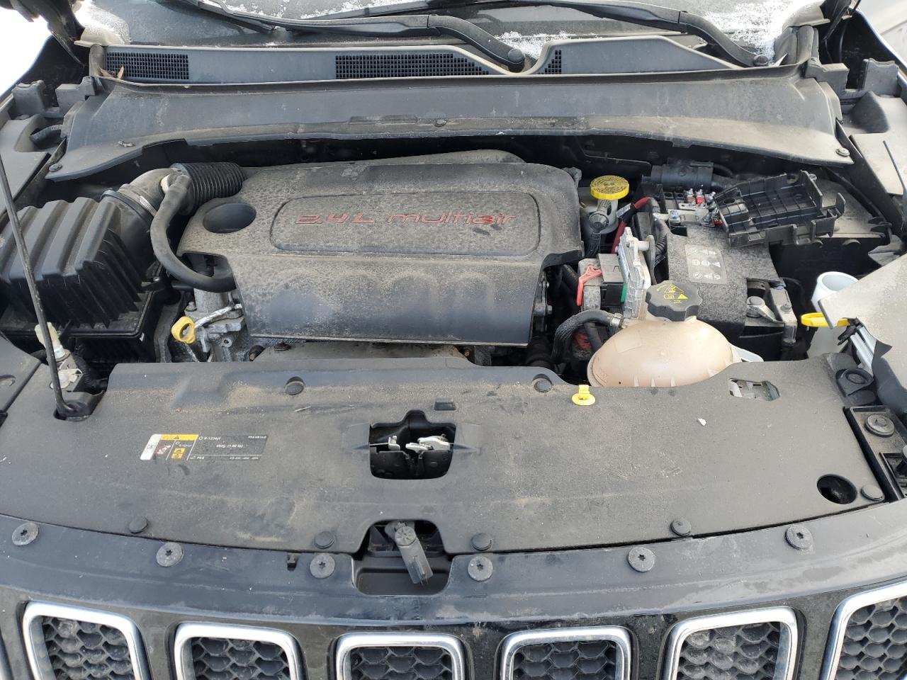 2018 Jeep Compass VIN 3C4NJDAB4JT146139 Copart auction photo, front end / side damage thumbnail 14