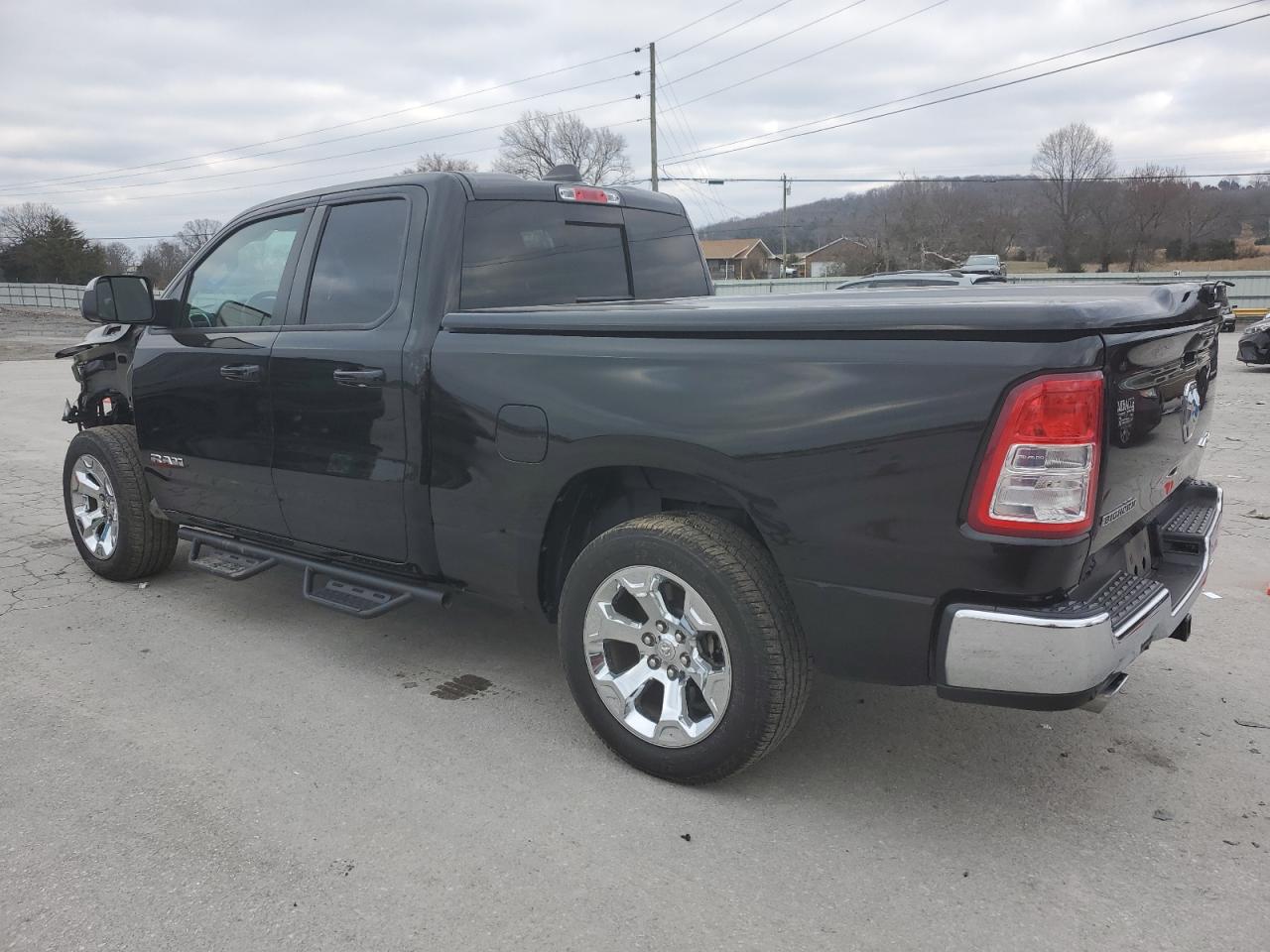 2021 RAM 1500 VIN 1C6SRFBTXMN823348 Copart auction photo, front end / minor dent/scratches damage thumbnail 2