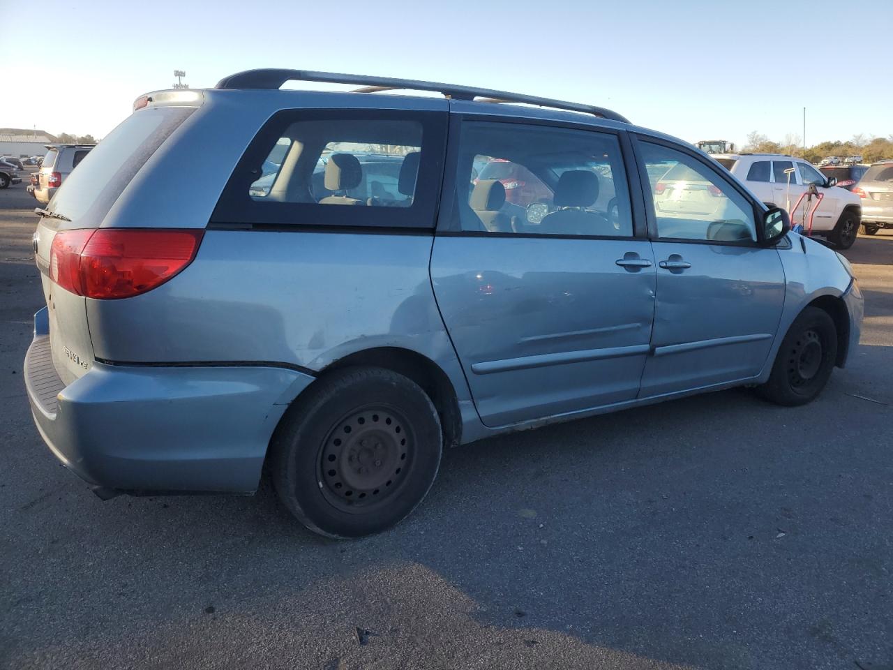2006 Toyota Sienna VIN 5TDZA23CX6S496663 Copart auction photo, all over damage thumbnail 3