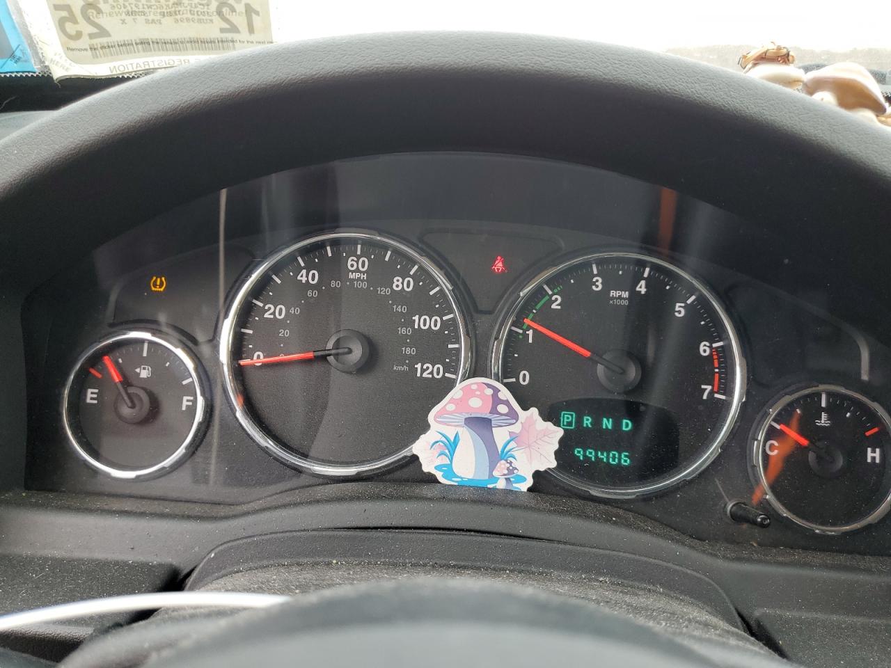 2012 Jeep Liberty (North America) VIN 1C4PJMAK6CW197406 Copart auction photo, side / minor dent/scratches damage thumbnail 9