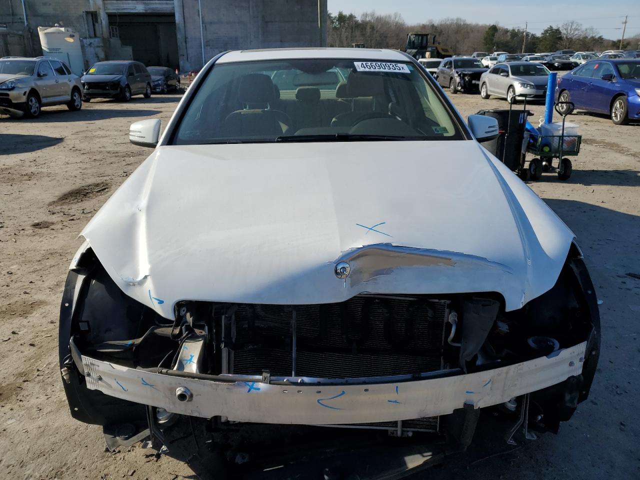 2014 Mercedes-Benz C-klasse VIN WDDGF8AB8EG245774 Copart auction photo, front end damage thumbnail 5