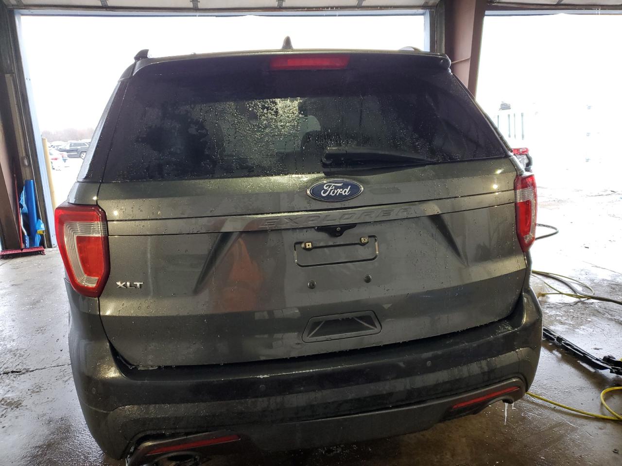 2017 Ford Explorer VIN 1FM5K7D89HGD42697 Copart auction photo, front end damage thumbnail 6