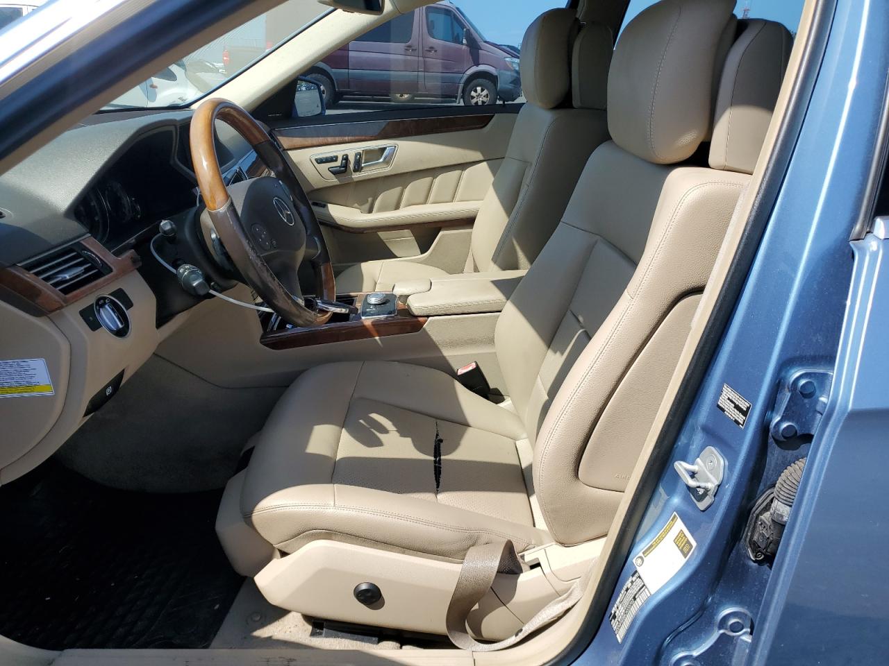 2012 Mercedes-Benz E-klasse VIN WDDHF5KB8CA533702 Copart auction photo, side damage thumbnail 7