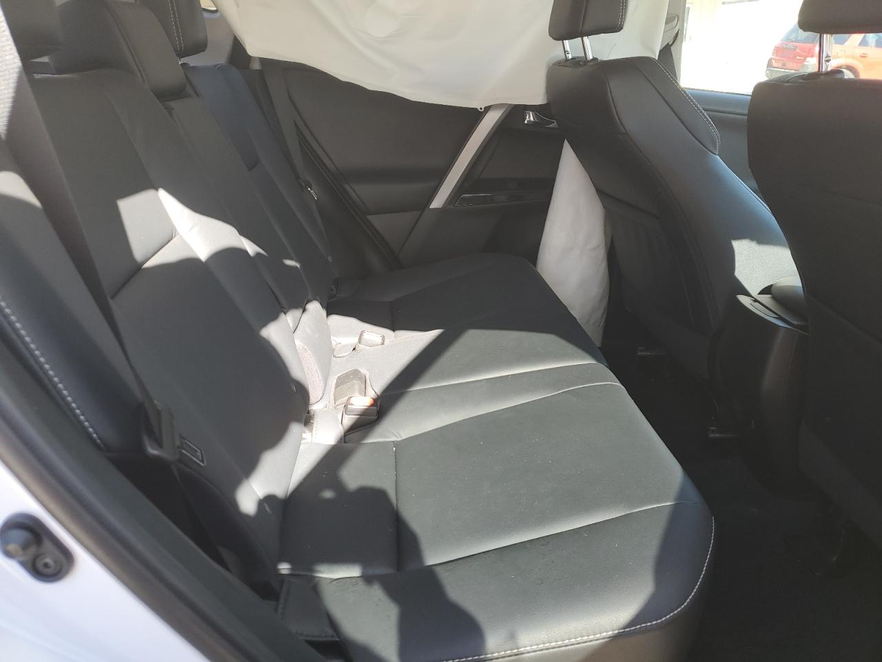 2017 Toyota RAV 4 VIN 2T3DFREV0HW639091 Copart auction photo, front end / rear end damage thumbnail 12