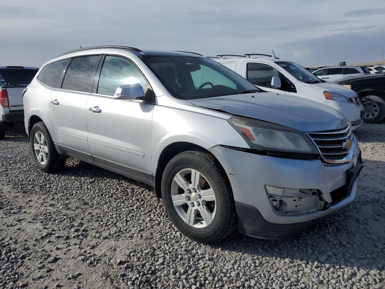 2015 Chevrolet Traverse VIN 1GNKVHKDXFJ270999 Copart auction photo, front end damage thumbnail 4
