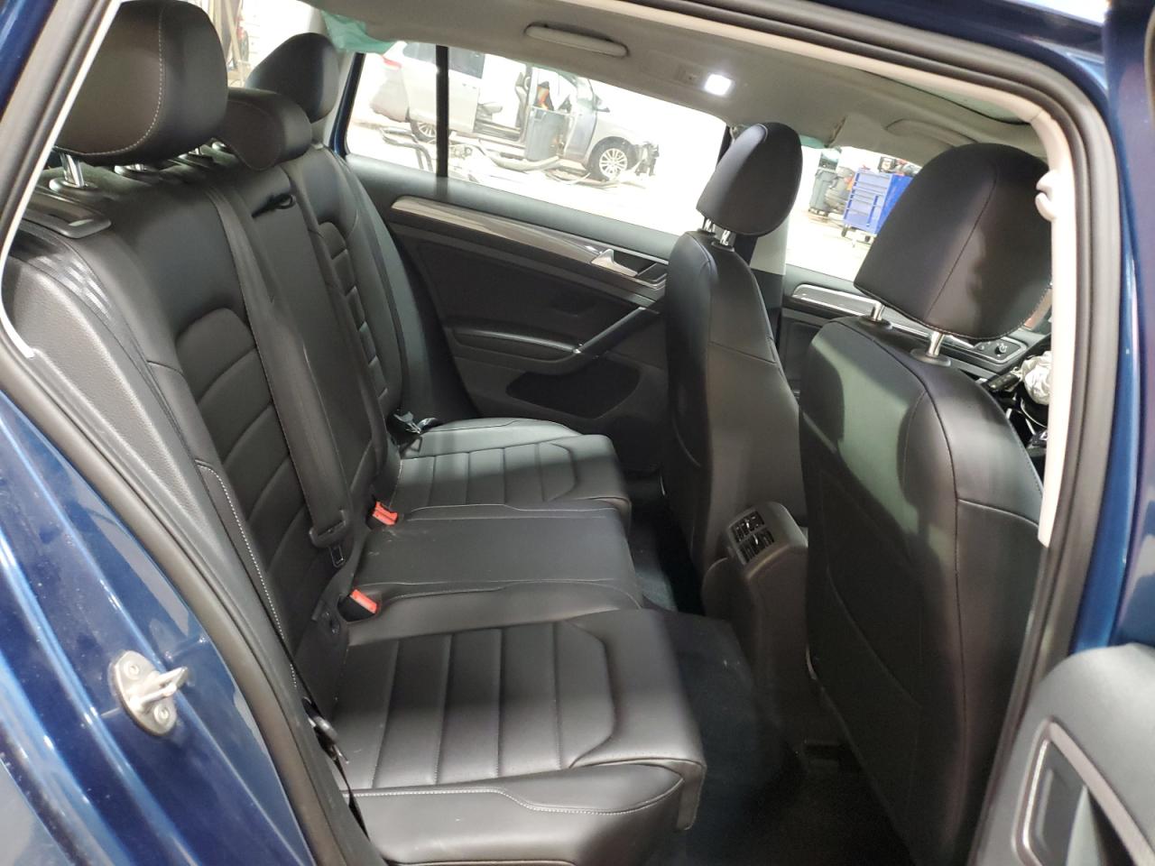 2018 Volkswagen Golf VIN 3VWH17AU3JM753821 Copart auction photo, front end damage thumbnail 10