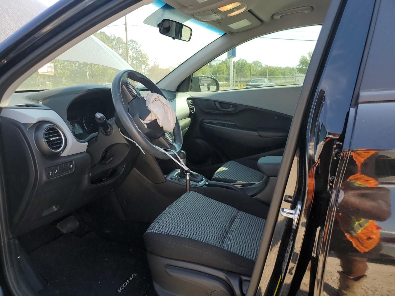 2018 Hyundai Kona VIN KM8K22AA2JU181324 Copart auction photo, front end damage thumbnail 7