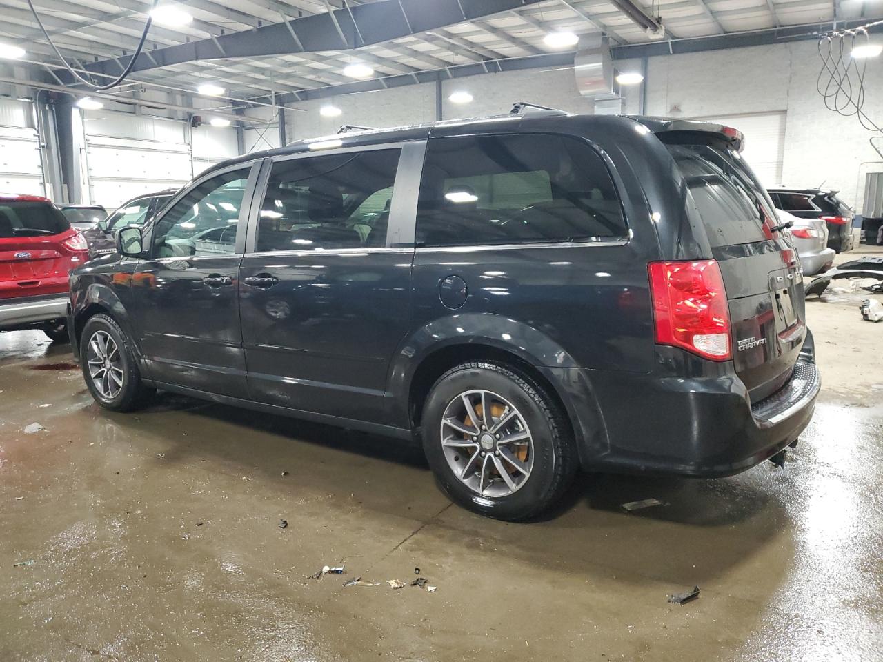 2017 Dodge Caravan VIN 2C4RDGCG5HR596107 Copart auction photo, front end damage thumbnail 2