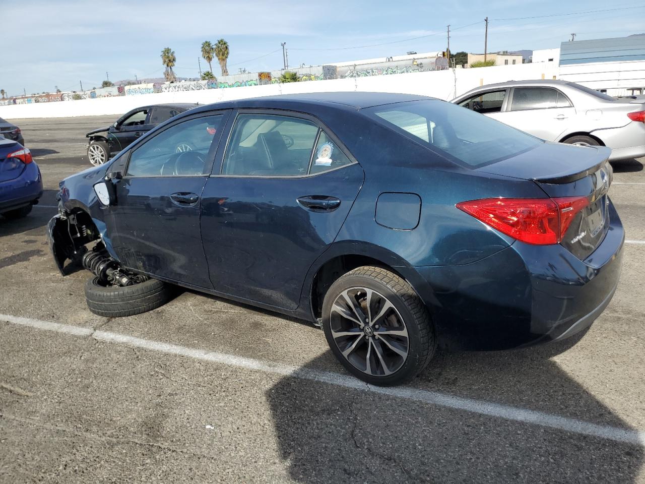 2018 Toyota Corolla VIN 5YFBURHE9JP805598 Copart auction photo, front end / undercarriage damage thumbnail 2