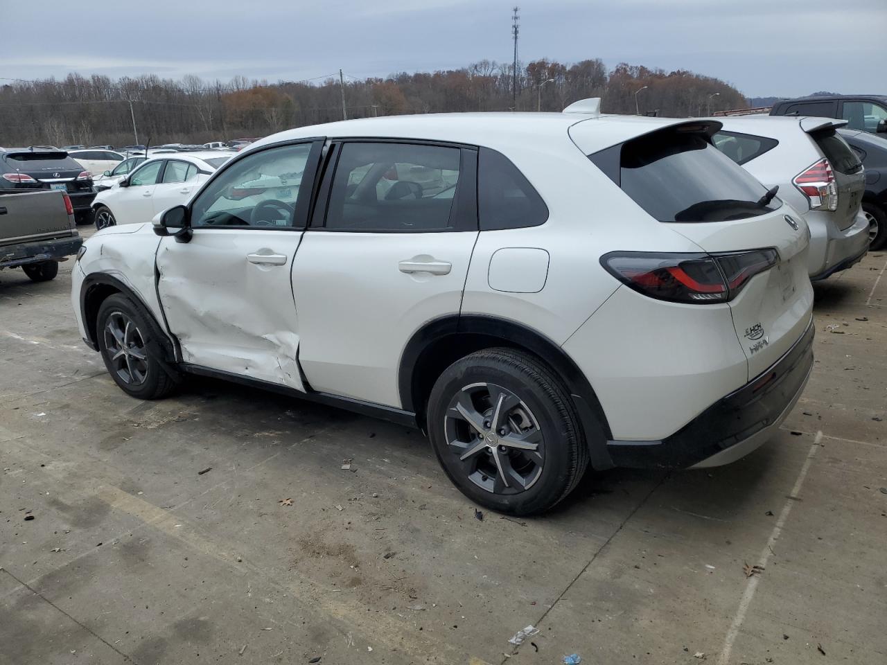 2023 Honda HR-V VIN 3CZRZ2H75PM732037 Copart auction photo, side / front end damage thumbnail 2