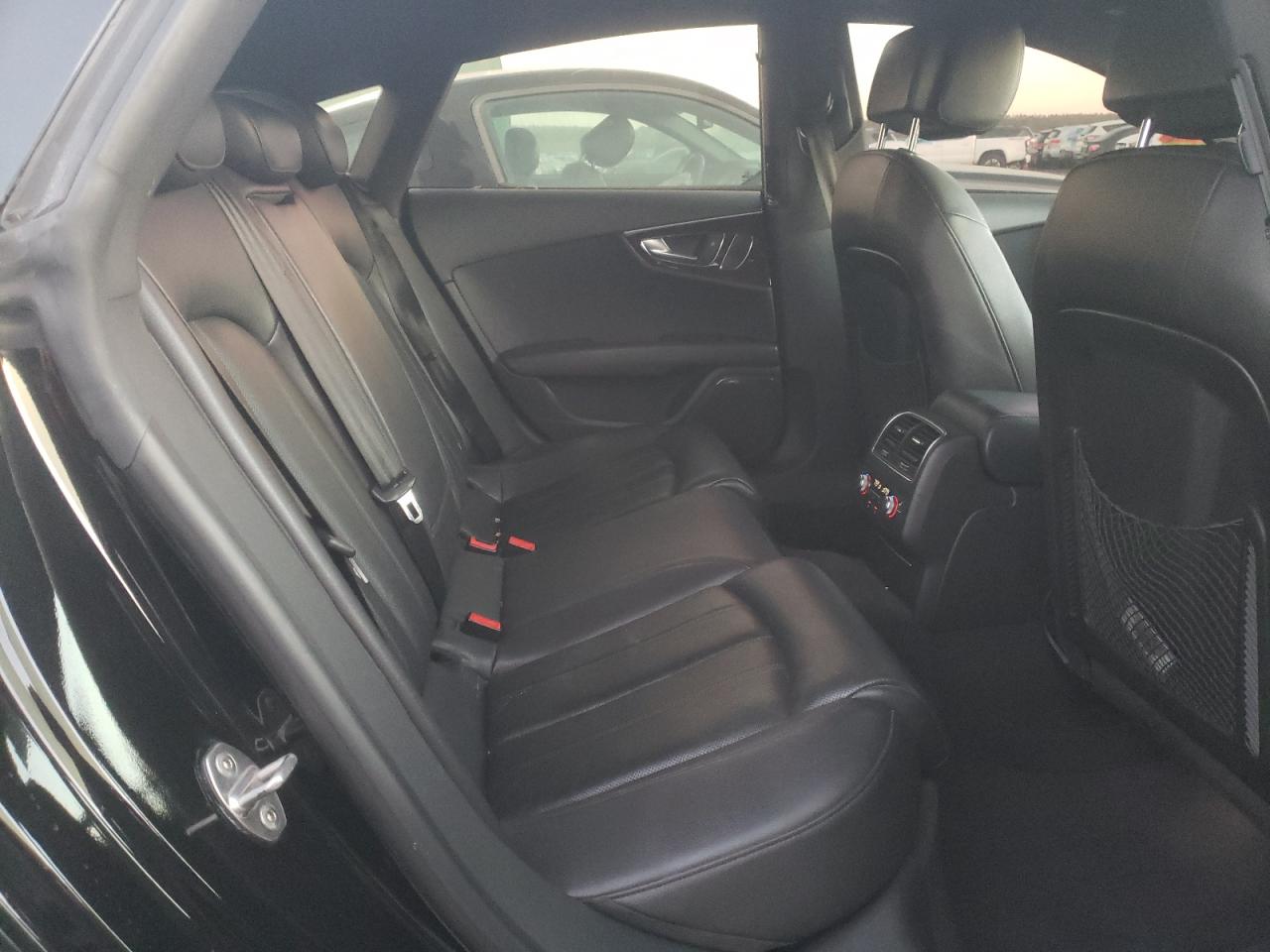 2016 Audi A7 VIN WAU2GAFC5GN048101 Copart auction photo, rear end / minor dent/scratches damage thumbnail 10