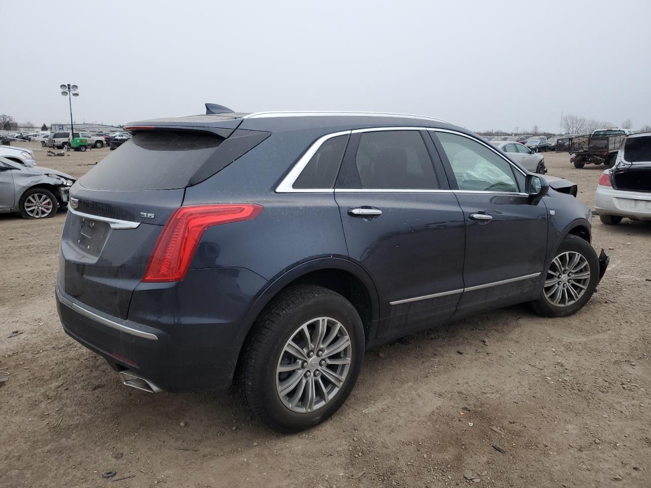 2019 Cadillac XT5 VIN 1GYKNDRS3KZ100639 Copart auction photo, front end damage thumbnail 3