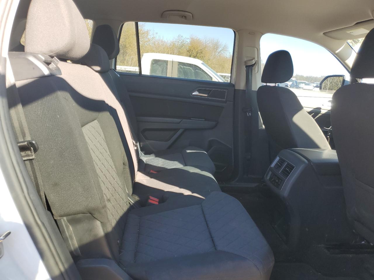 2018 Volkswagen Atlas VIN 1V2AR2CA4JC521361 Copart auction photo, front end damage thumbnail 11