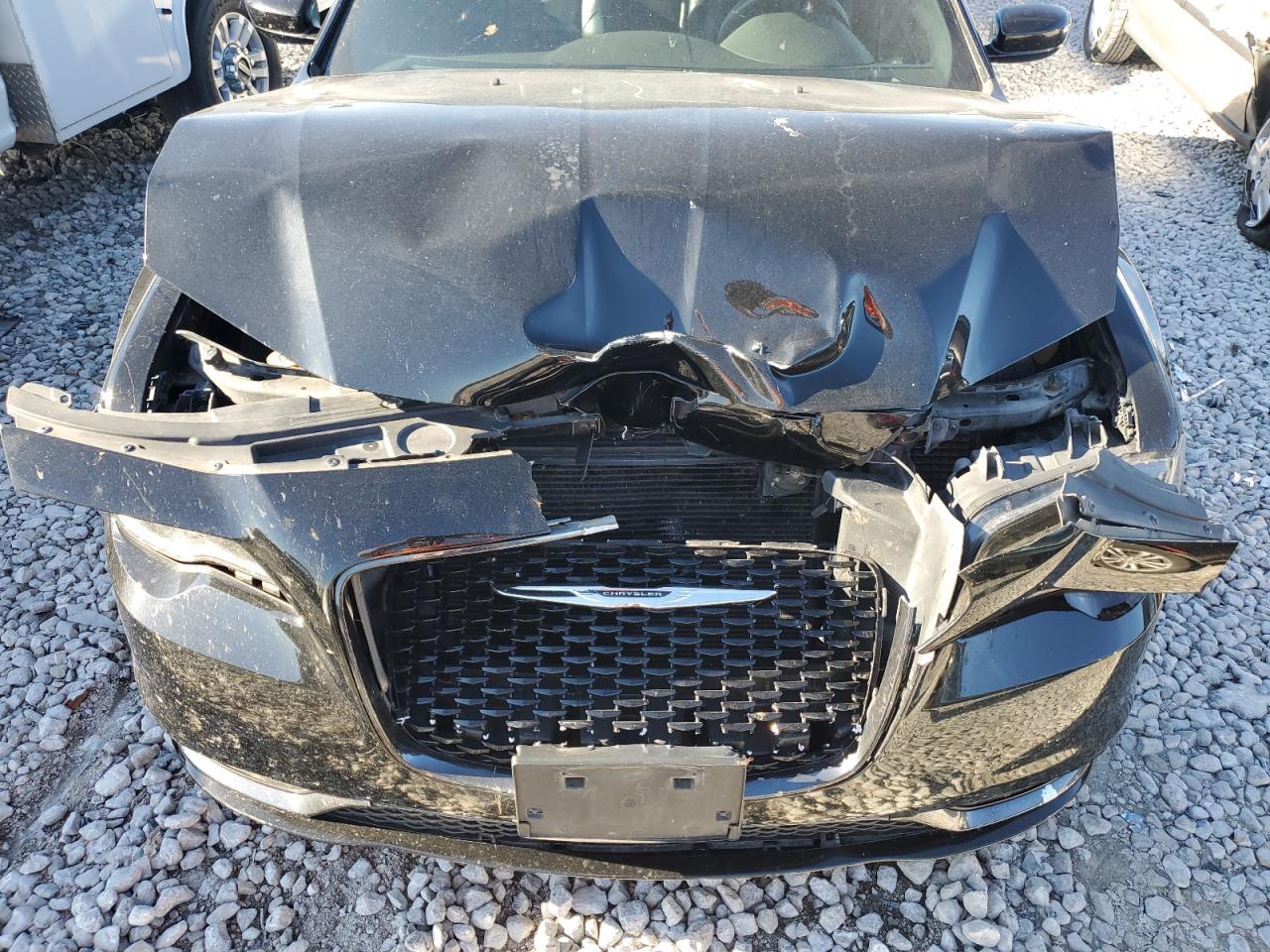 2015 Chrysler 300 VIN 2C3CCAGG5FH876391 Copart auction photo, front end damage thumbnail 11