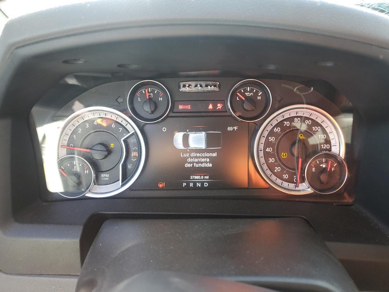 2020 RAM 1500 VIN 1C6RR6TT2LS133705 Copart auction photo, front end / side damage thumbnail 9