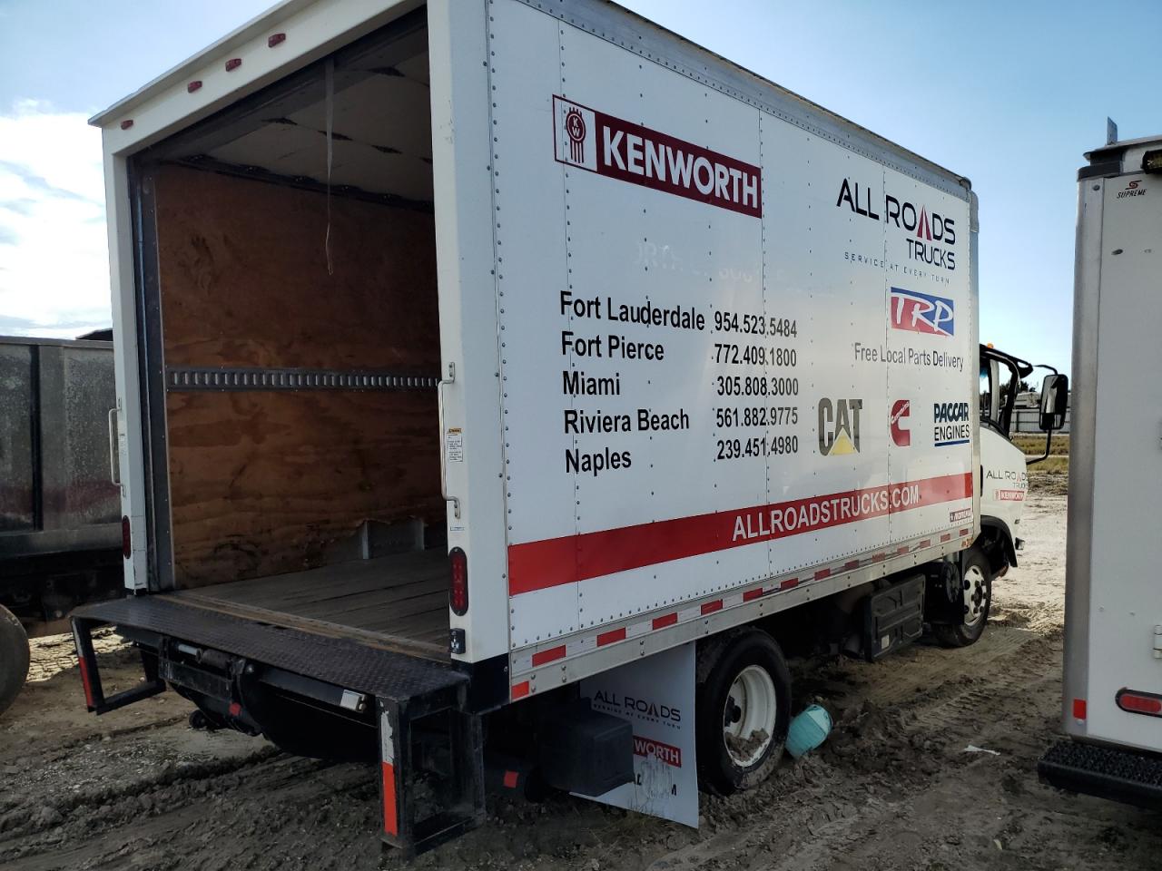 2016 Isuzu NPR VIN JALB4W171G7F00814 Copart auction photo, front end damage thumbnail 3