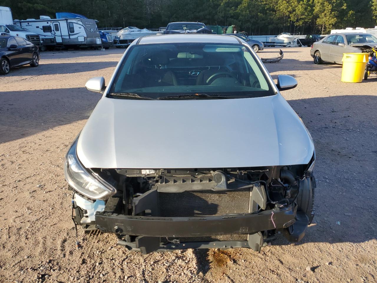 2022 Hyundai Accent VIN 3KPC24A6XNE164727 Copart auction photo, front end / side damage thumbnail 5