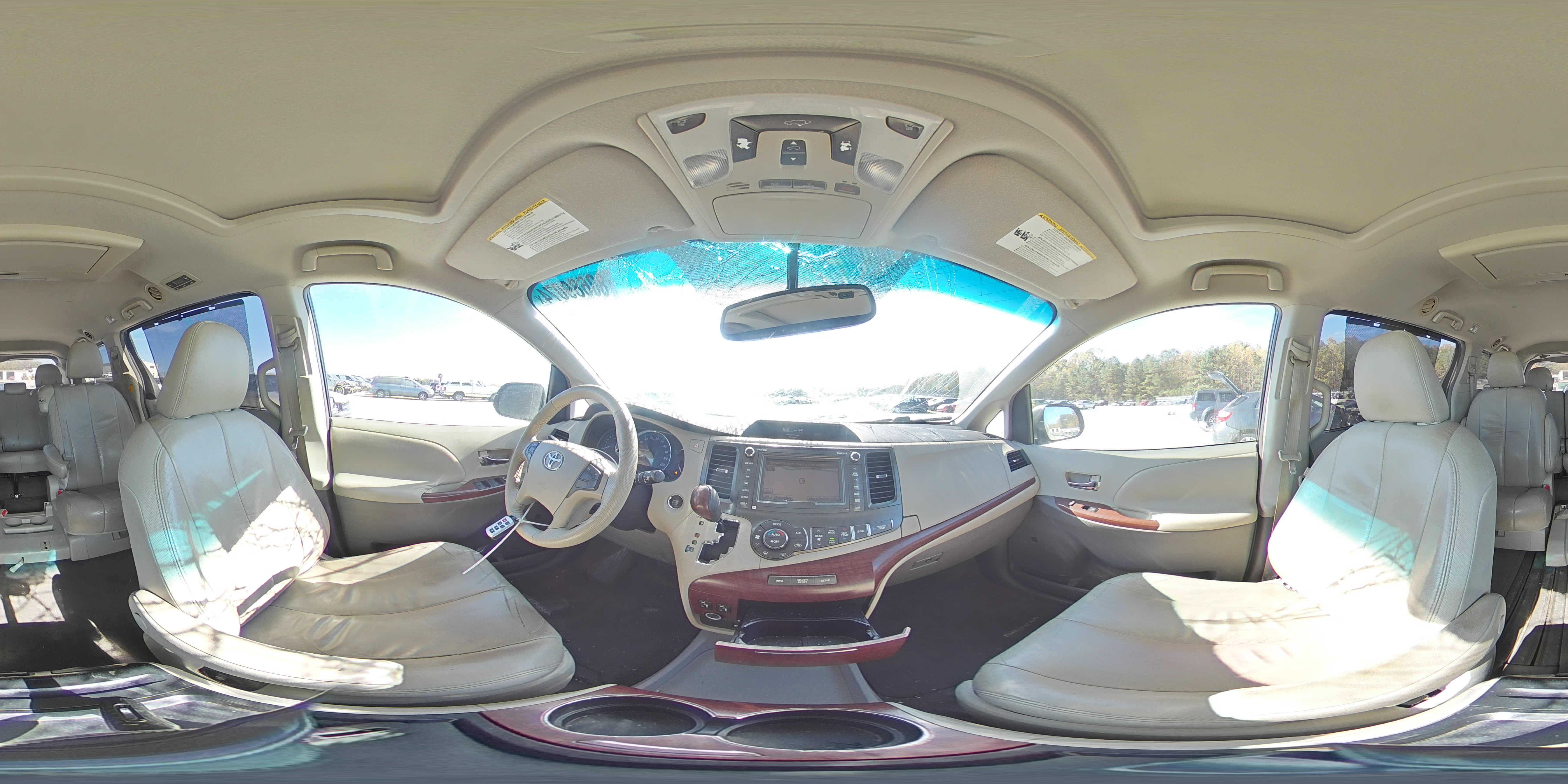 2011 Toyota Sienna VIN 5TDYK3DCXBS114364 Copart auction photo, front end damage thumbnail 14