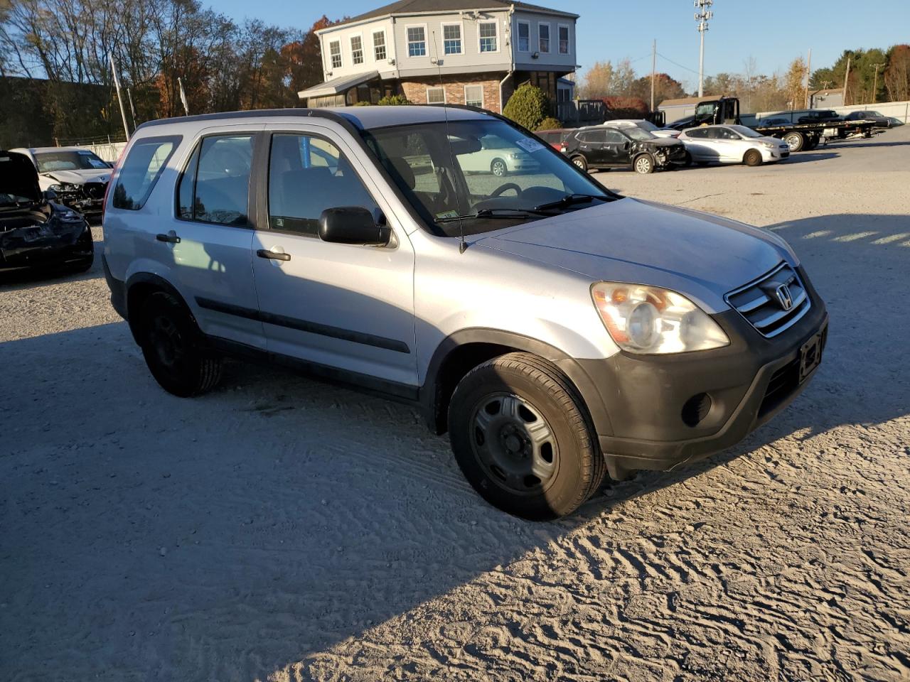 2005 Honda CR-V VIN SHSRD78585U302836 Copart auction photo, rear end damage thumbnail 4