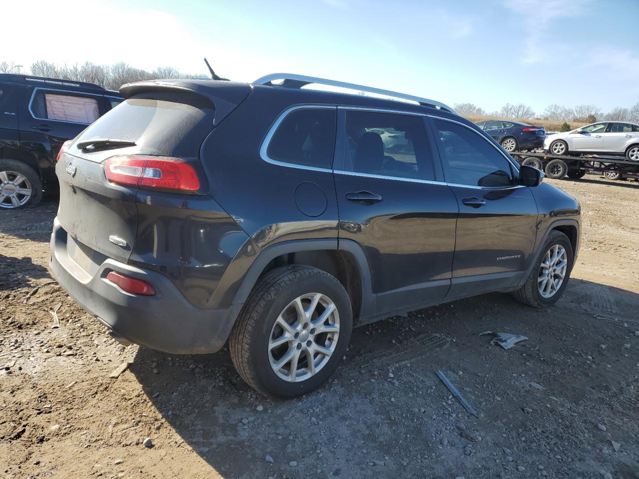2014 Jeep Grand Cherokee VIN 1C4PJLCS8EW143082 Copart auction photo, front end damage thumbnail 3