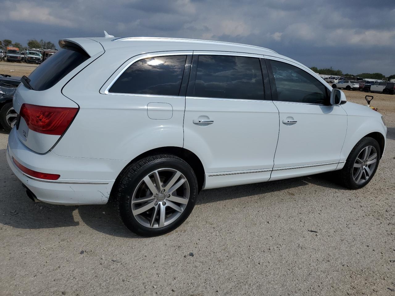 2014 Audi Q7 VIN WA1LGAFE1ED004733 Copart auction photo, side damage thumbnail 3