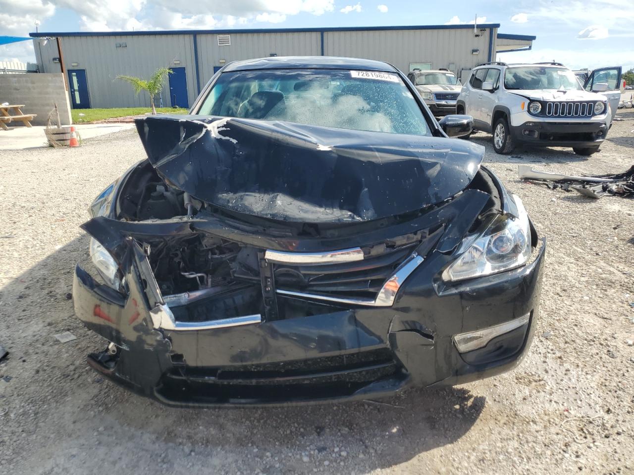 2015 Nissan Altima VIN 1N4AL3APXFN915187 Copart auction photo, front end / minor dent/scratches damage thumbnail 5