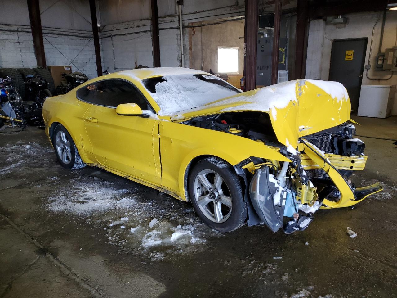 2015 Ford Mustang VIN 1FA6P8AM0F5390749 Copart auction photo, front end damage thumbnail 4