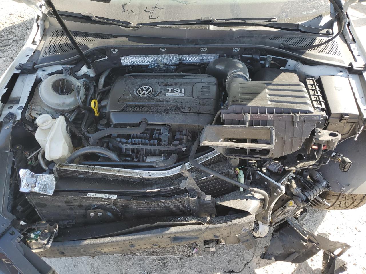 2017 Volkswagen Golf VIN WVWVF7AU6HW040722 Copart auction photo, front end / minor dent/scratches damage thumbnail 12