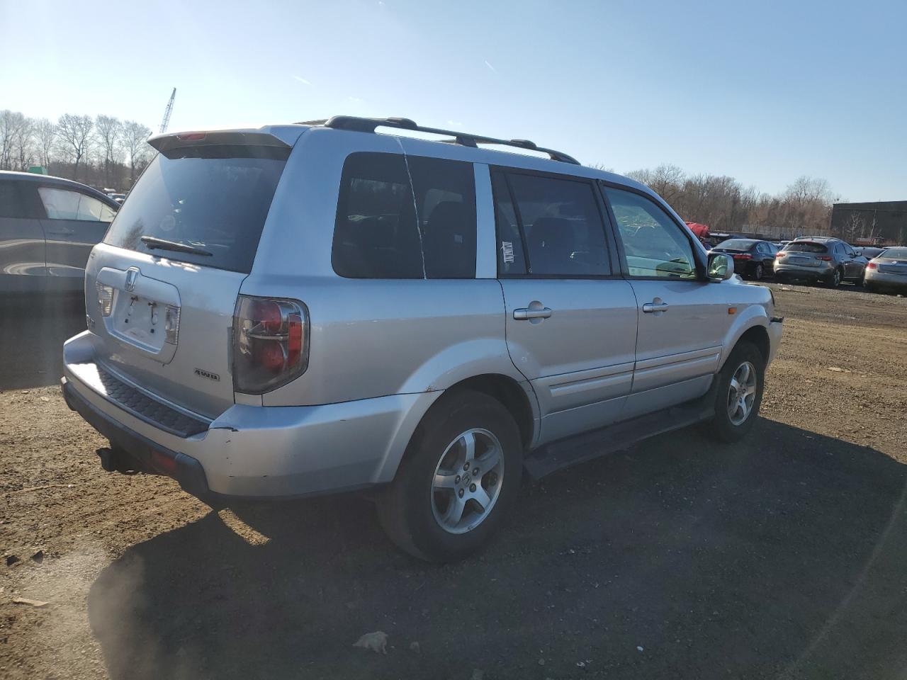 2006 Honda Pilot VIN 2HKYF186X6H548096 Copart auction photo, front end / minor dent/scratches damage thumbnail 3