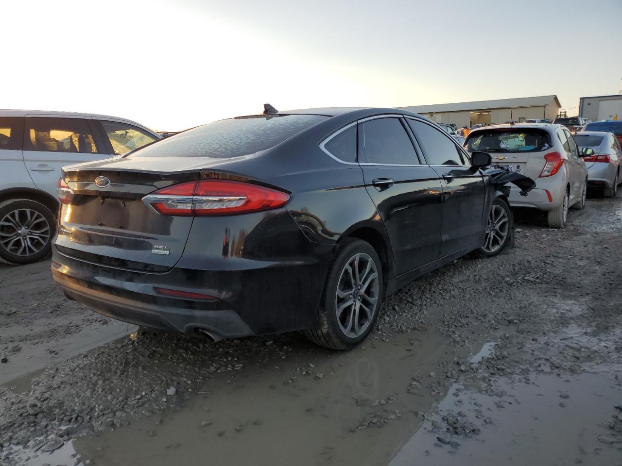 2019 Ford Fusion VIN 3FA6P0CD1KR233575 Copart auction photo, front end / minor dent/scratches damage thumbnail 3