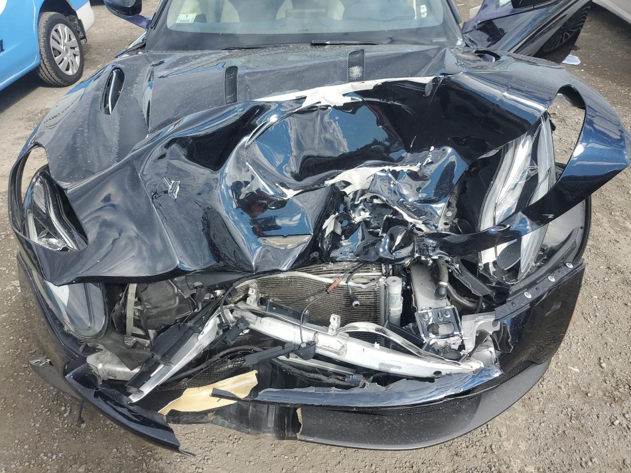 2017 Aston Martin DB11 VIN SCFRMFAV5HGL02557 Copart auction photo, front end / minor dent/scratches damage thumbnail 11