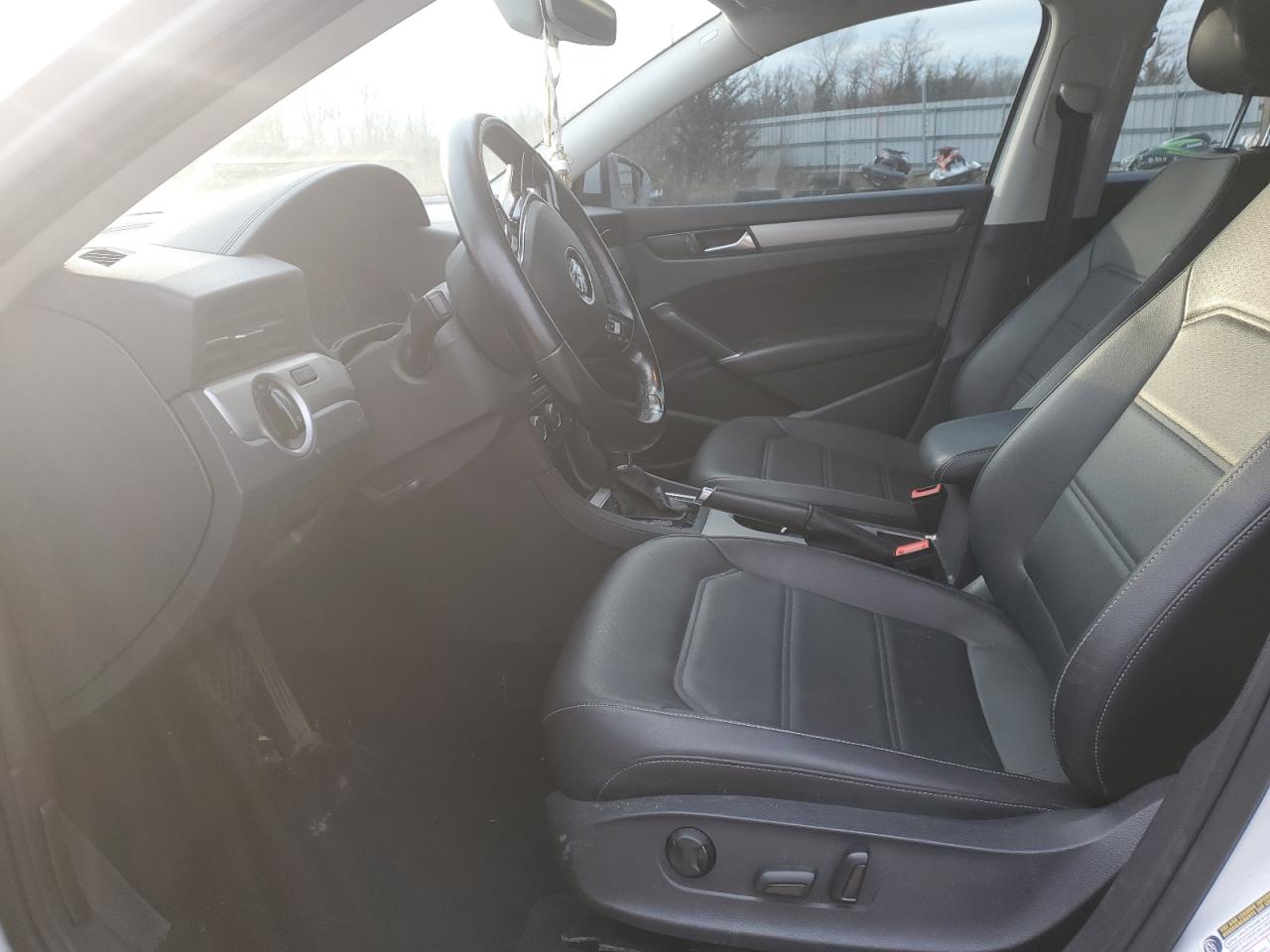 2020 Volkswagen Passat VIN 1VWSA7A36LC014461 Copart auction photo, front end damage thumbnail 7