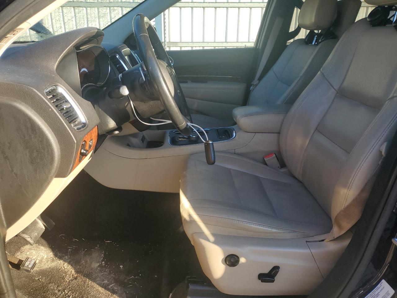 2014 Dodge Durango VIN 1C4RDJDG0EC592532 Copart auction photo, front end / minor dent/scratches damage thumbnail 7