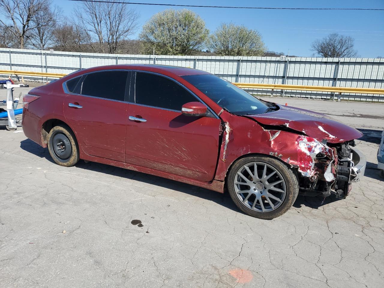 2015 Nissan Altima VIN 1N4BL3AP4FC580623 Copart auction photo, biohazard/chemical / all over damage thumbnail 4