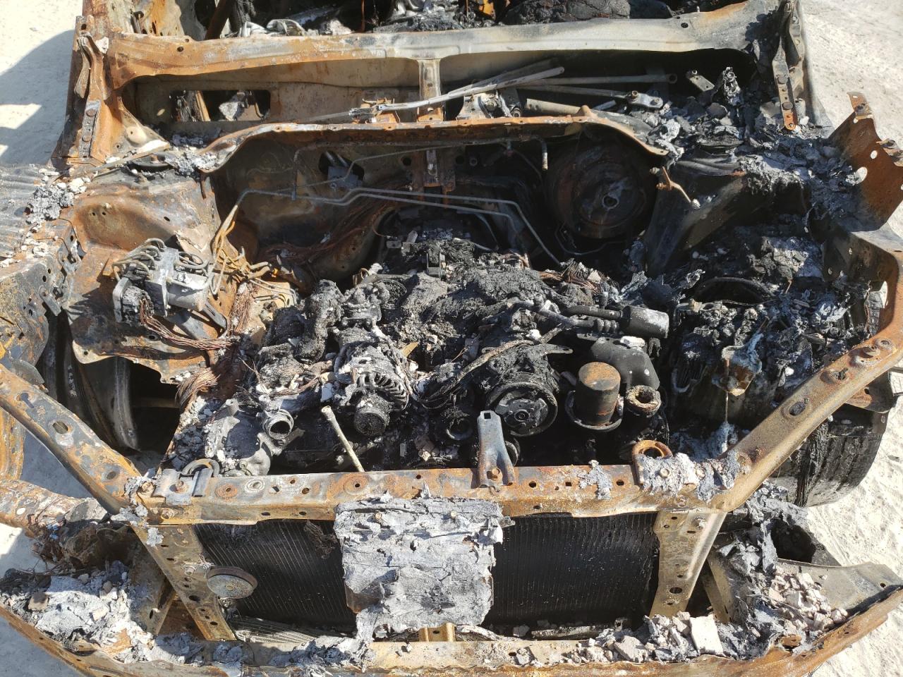 2019 Subaru Forester VIN JF2SKAUCXKH413921 Copart auction photo, burn damage thumbnail 7