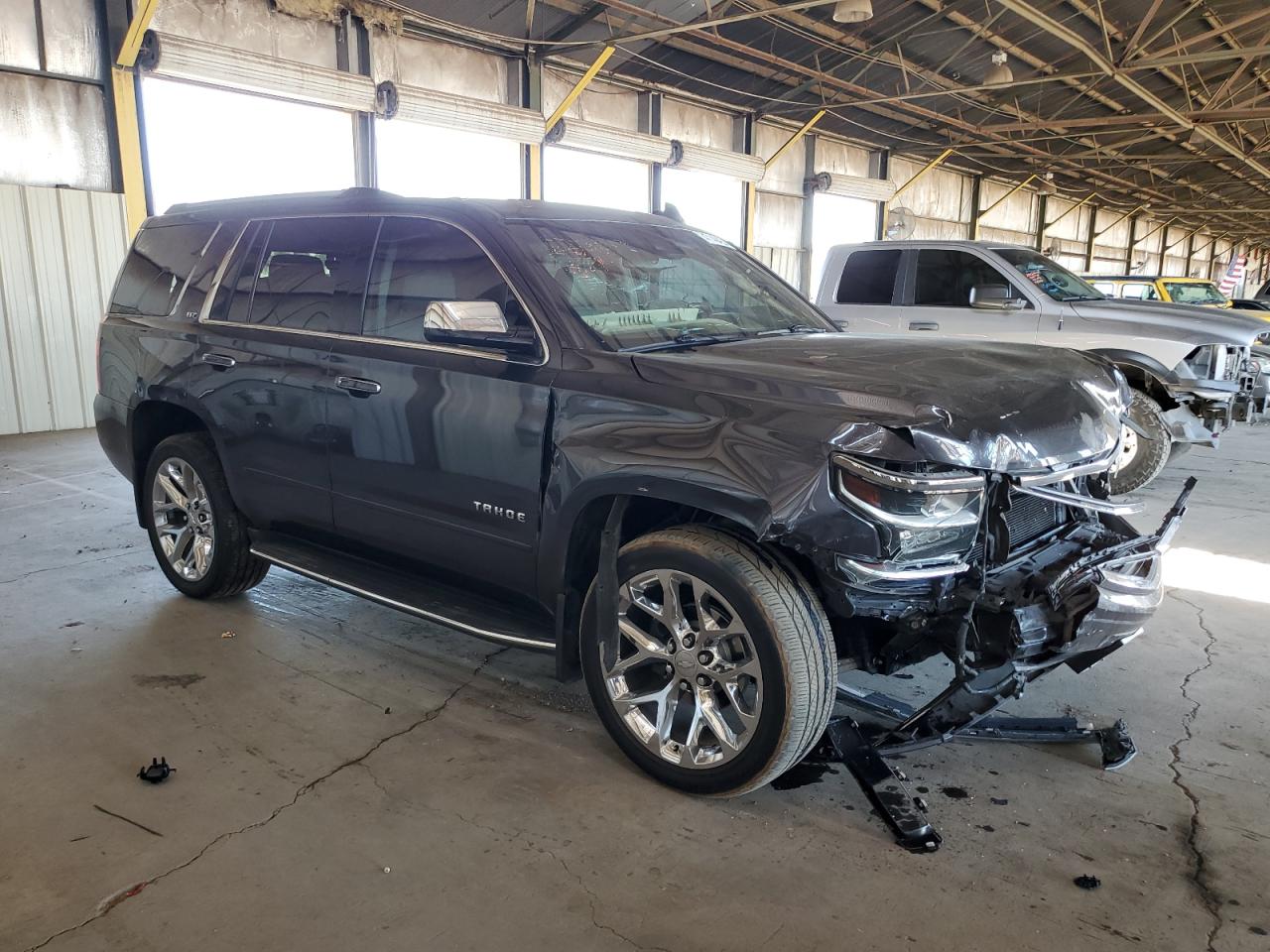 2016 Chevrolet Tahoe VIN 1GNSKCKC5GR289742 Copart auction photo, frame damage / front end damage thumbnail 4
